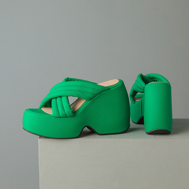 Chic Orthopedic Sandals with Unique Design