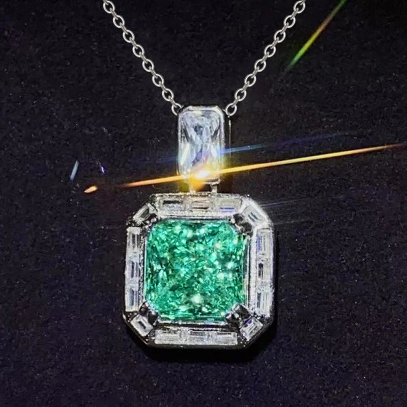 Beautiful Piece with Unique Style