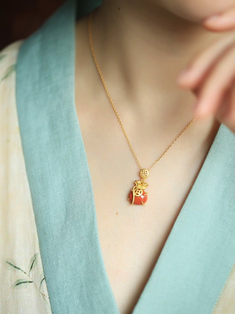 Elegant Gold Necklace for Every Occasion