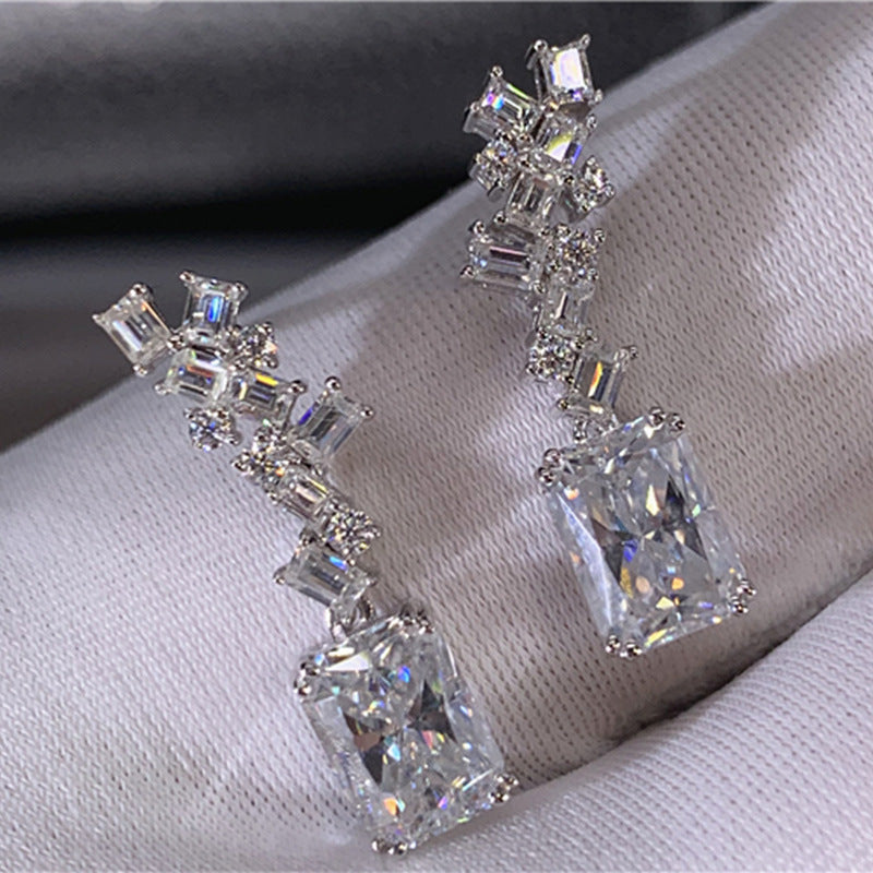 Elegant Earring for Every Occasion