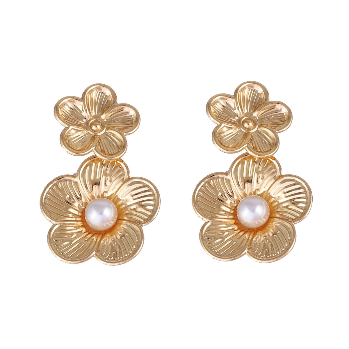 Stunning Pearl Earring for Daily Wear