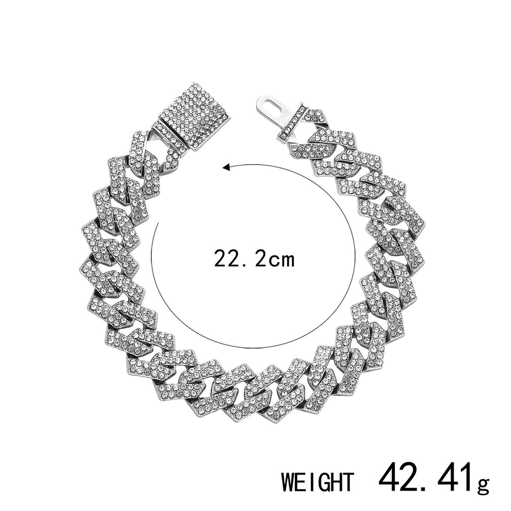 Classic Necklace with Timeless Appeal