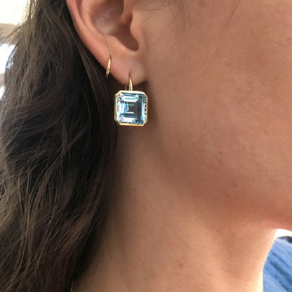 Classic Earring with Timeless Appeal