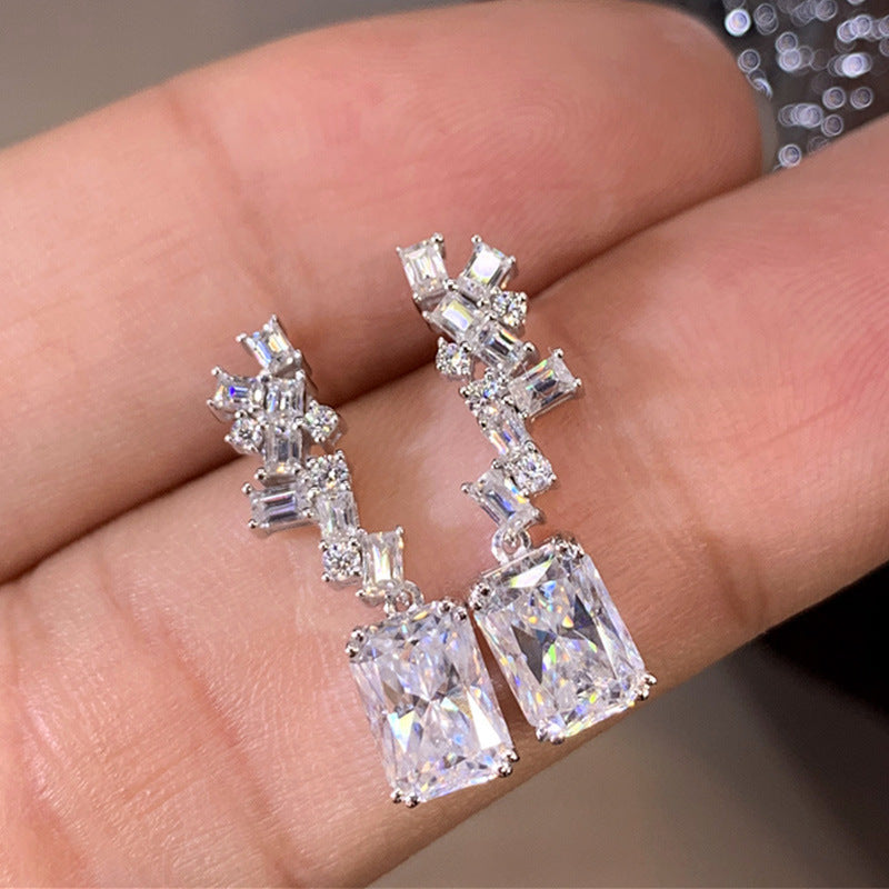 Elegant Earring for Every Occasion
