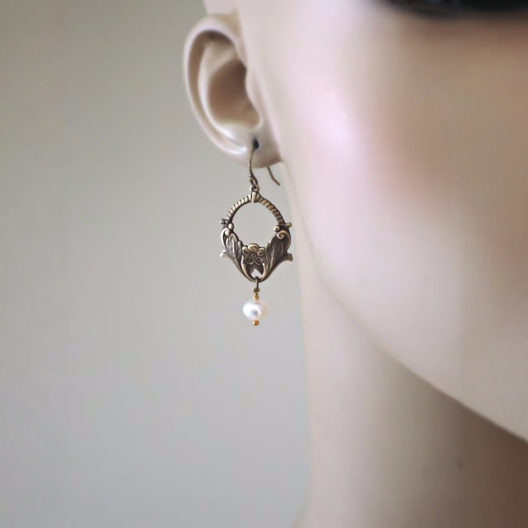 Beautiful Pearl Earring with Unique Style
