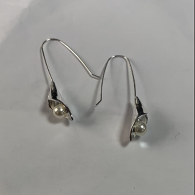 Stunning Silver Earring for Daily Wear