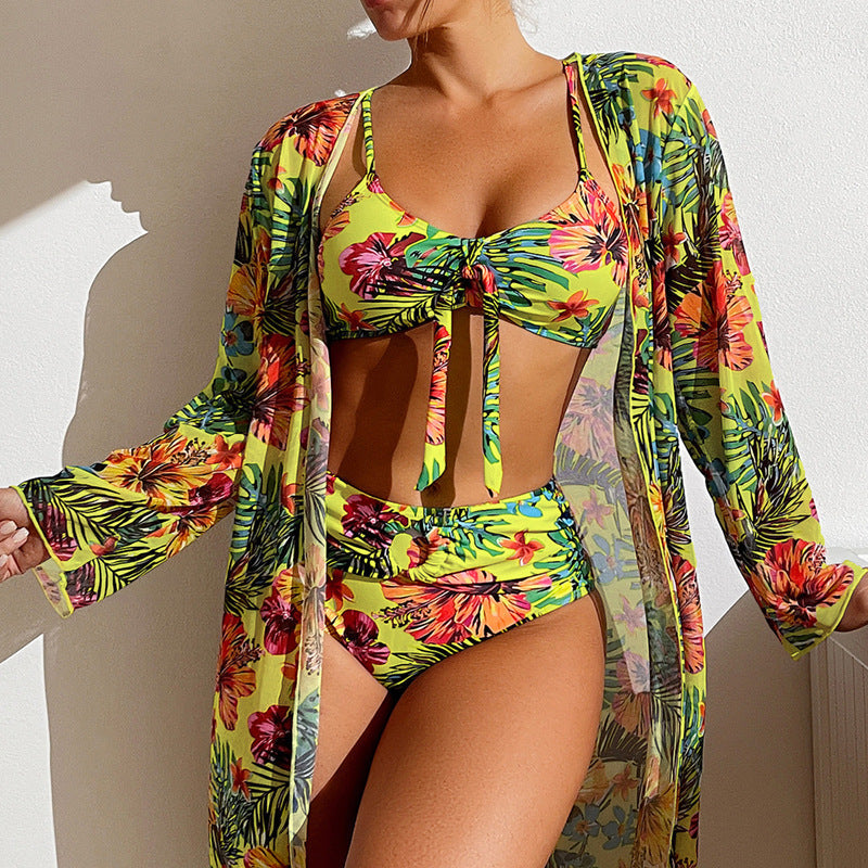KS | Bikini with floral print and overlay