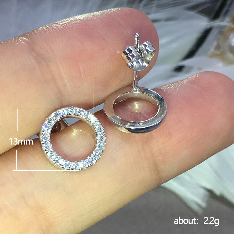 Classic Earring with Timeless Appeal