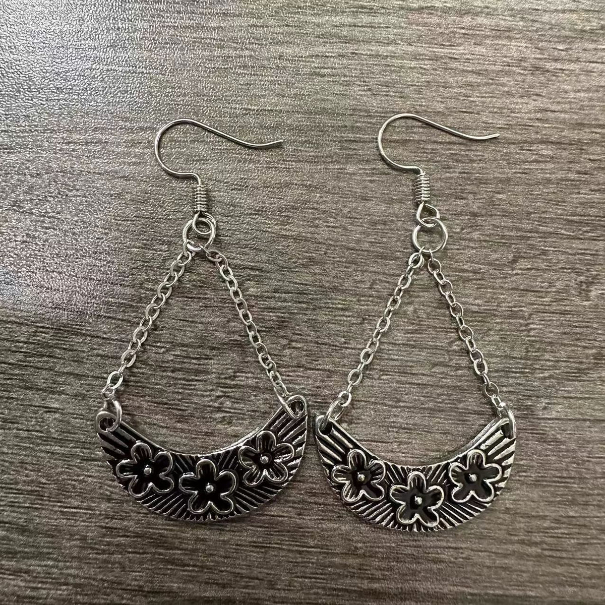 Vintage Handmade Earring