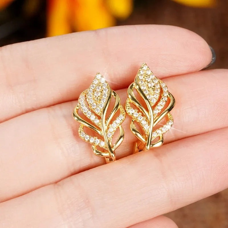 Charming Earring for Any Occasion
