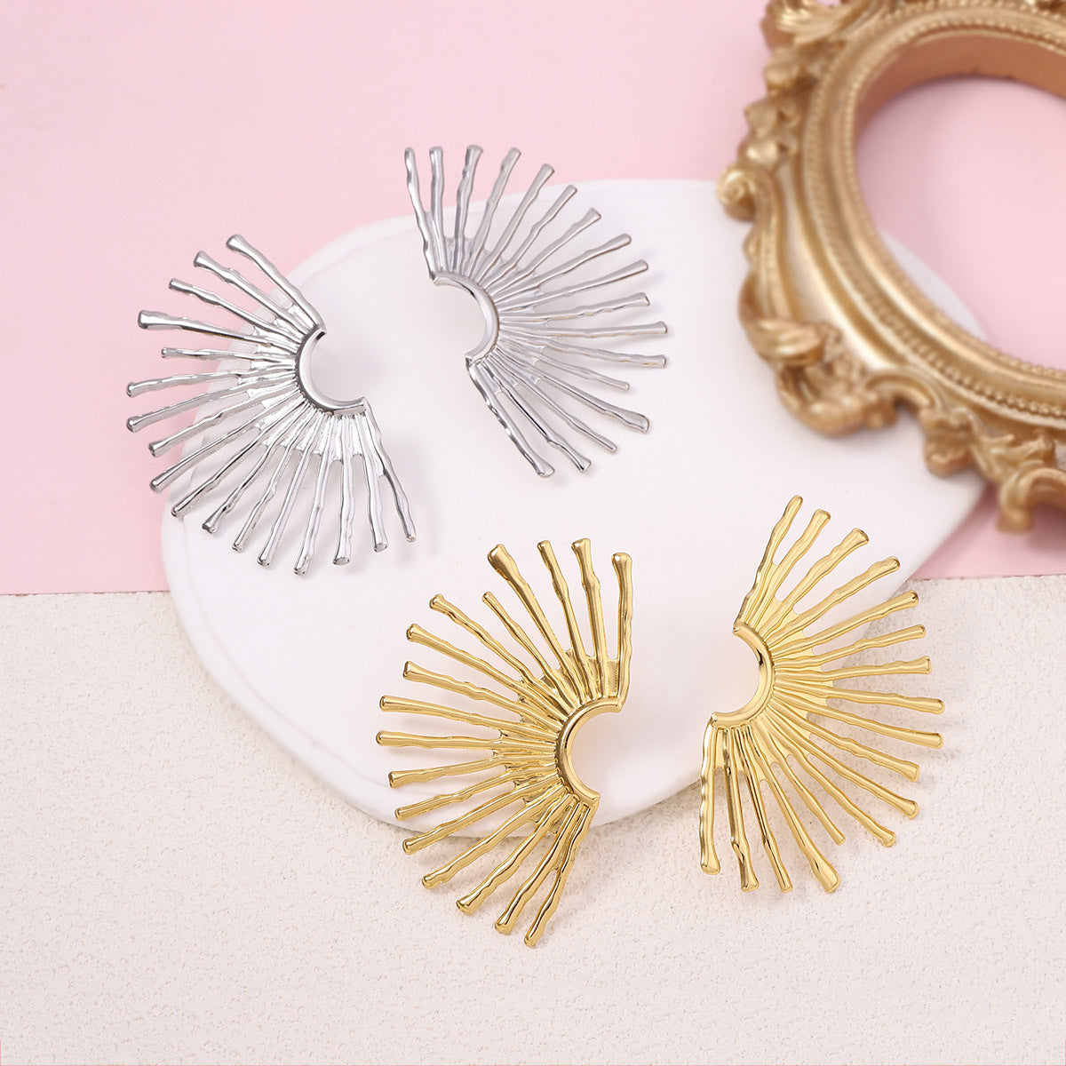 Charming Earring for Any Occasion