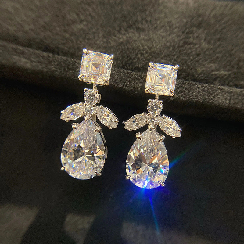 Classic Earring with Timeless Appeal