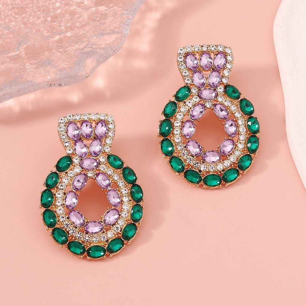 Classic Earring with Timeless Appeal