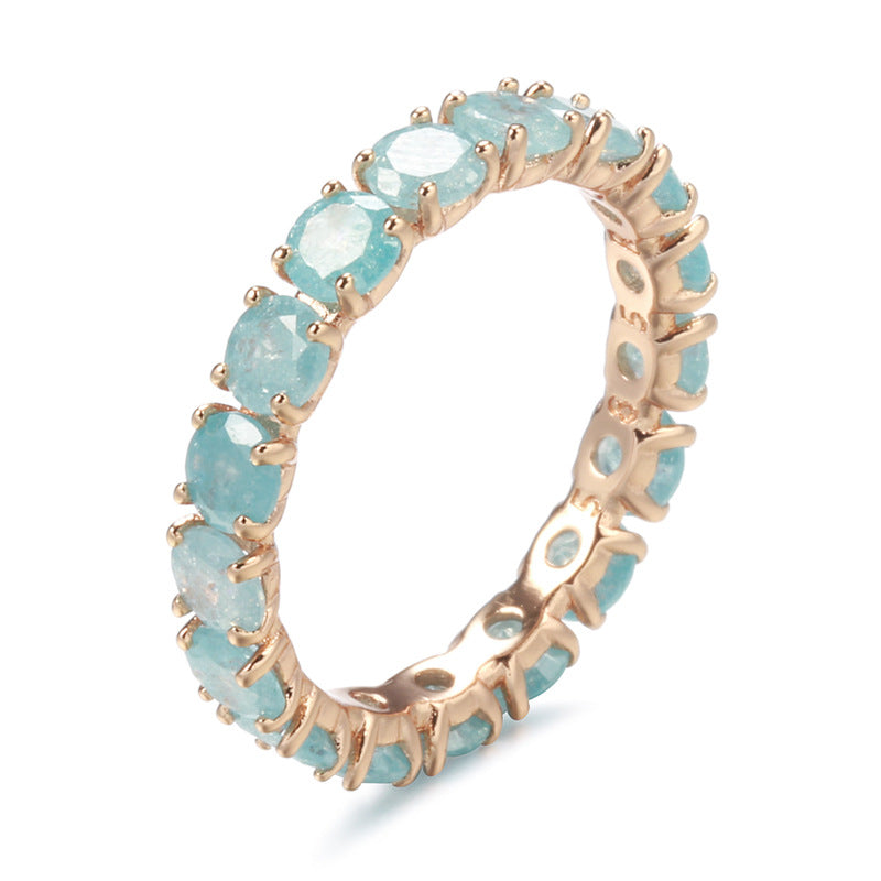 Classic Gold Ring with Timeless Appeal