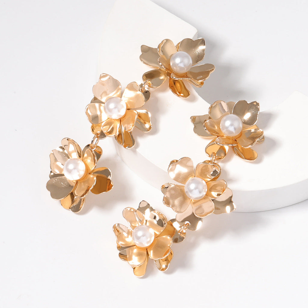 Stunning Pearl Earring for Daily Wear