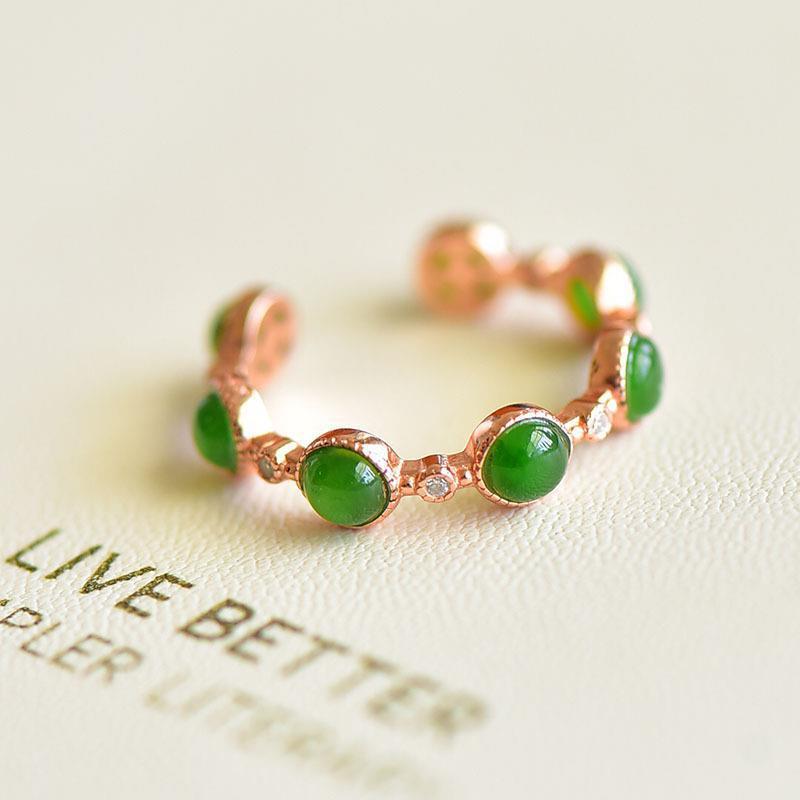 Charming Silver Ring for Any Occasion