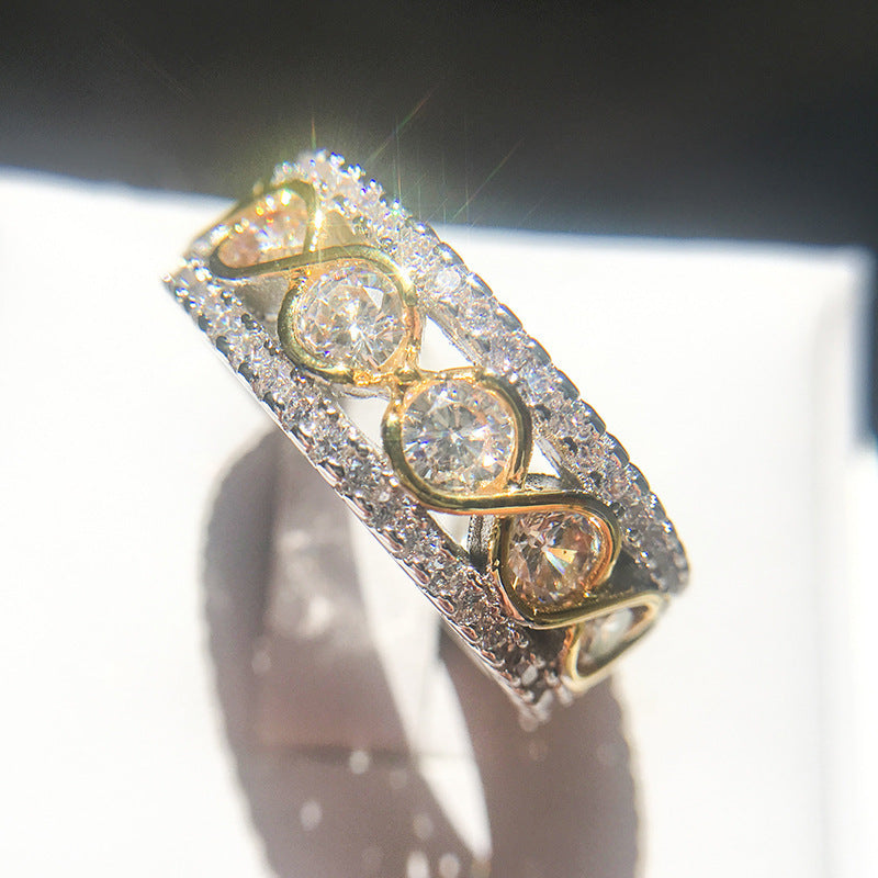 Charming Gold Ring for Any Occasion