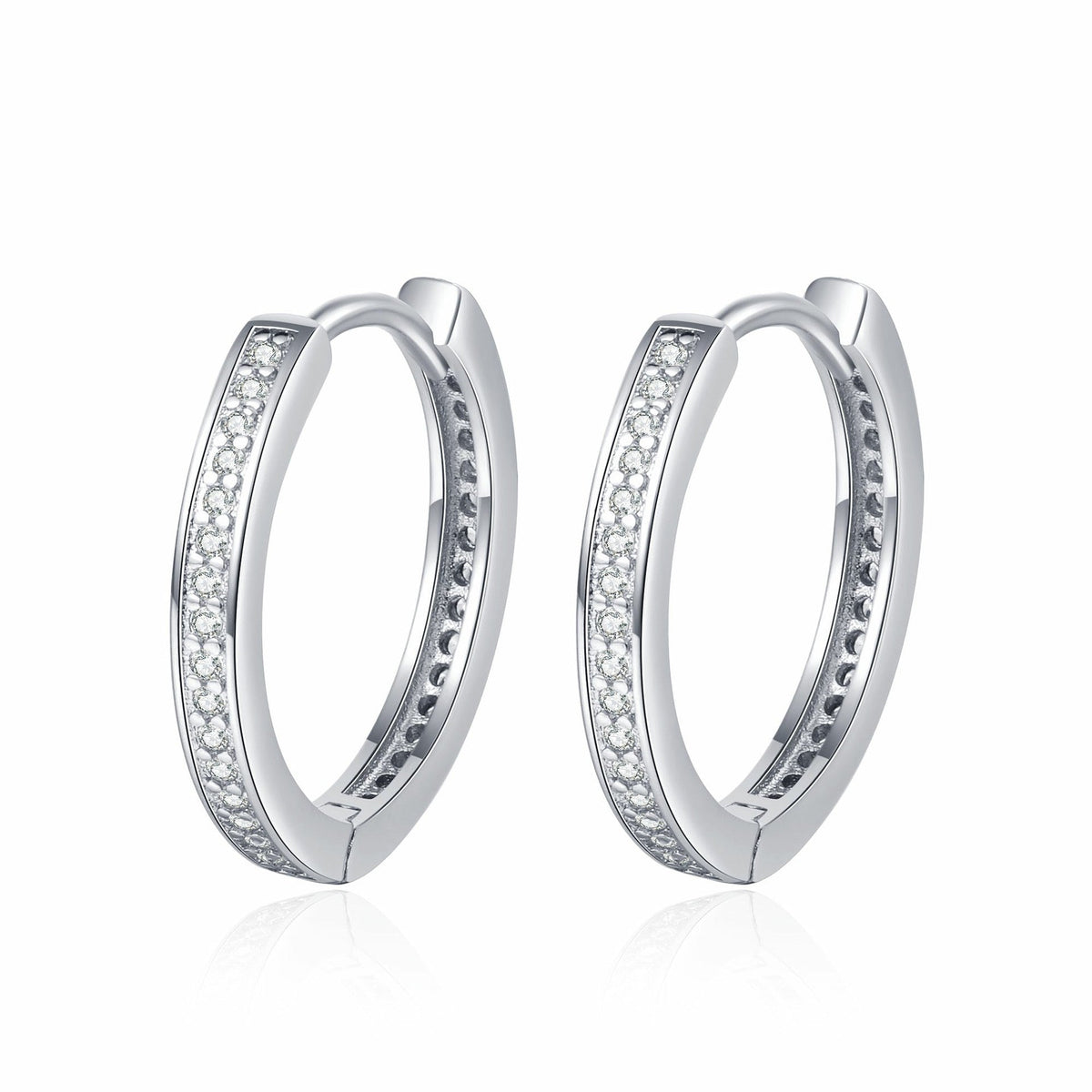 Charming Earring for Any Occasion