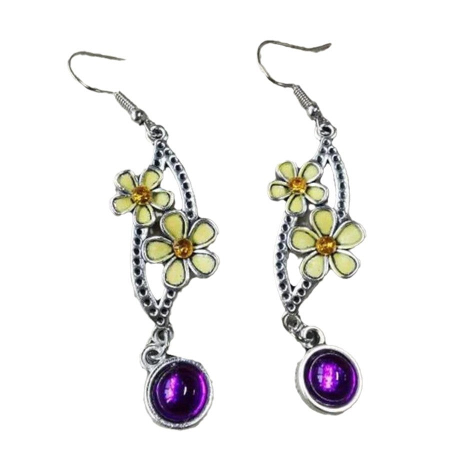 Beautiful Silver Earring with Unique Style