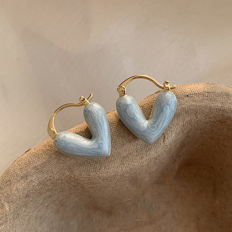 Classic Pearl Earring with Timeless Appeal