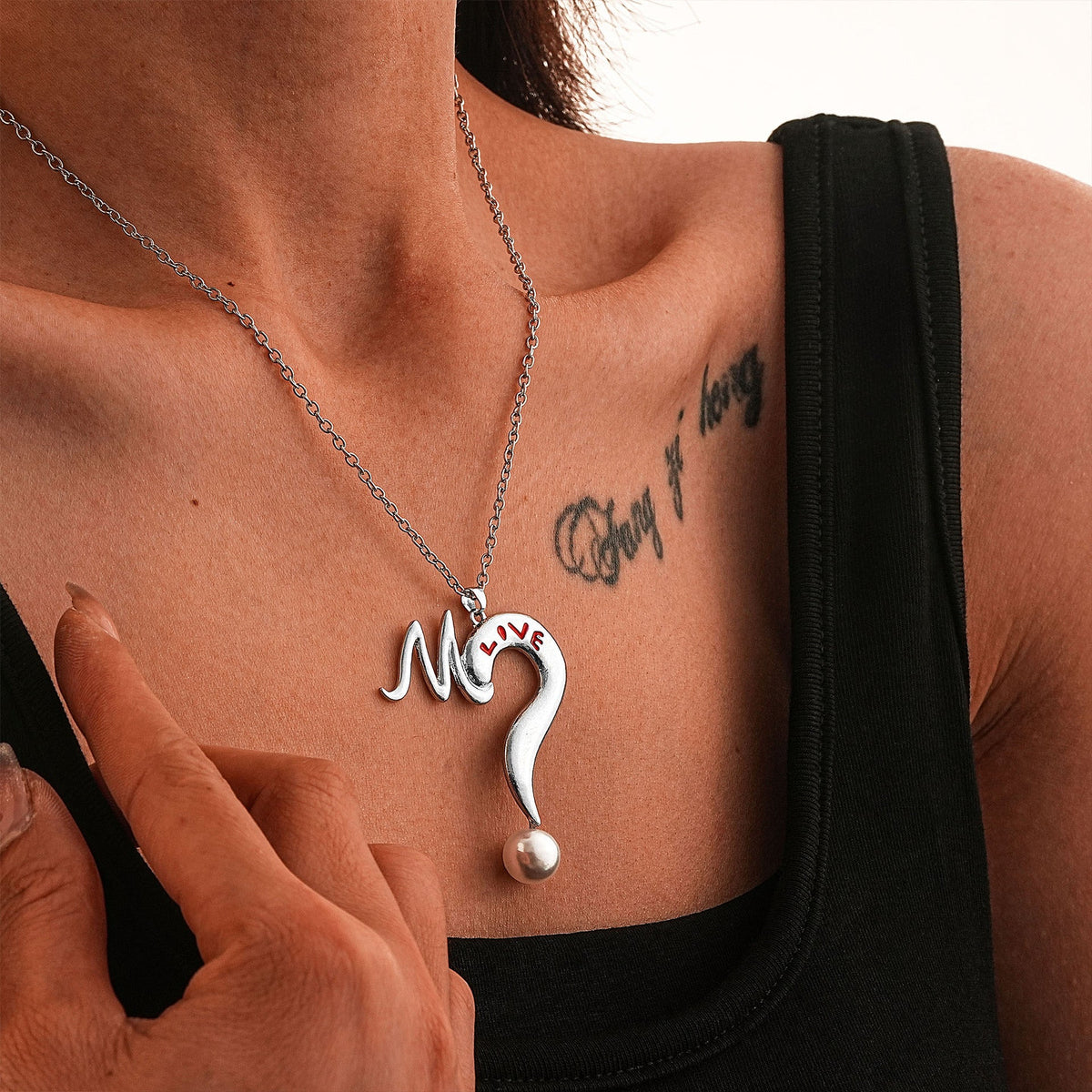Charming Pearl Necklace for Any Occasion