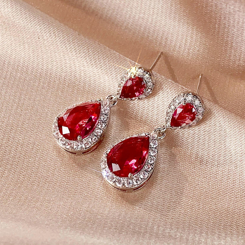 Classic Earring with Timeless Appeal