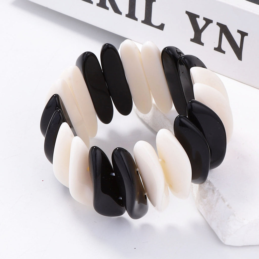 Charming Piece for Any Occasion