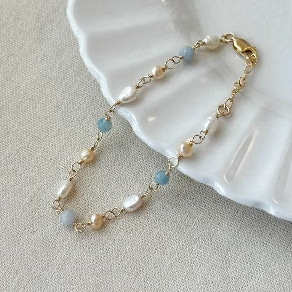 Stunning Pearl Bracelet for Daily Wear