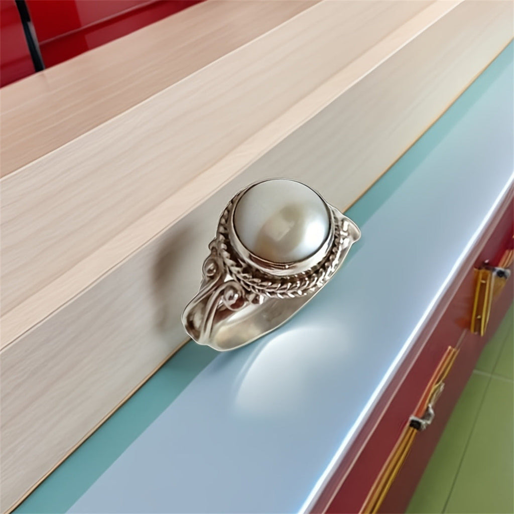 Elegant Silver Ring for Every Occasion