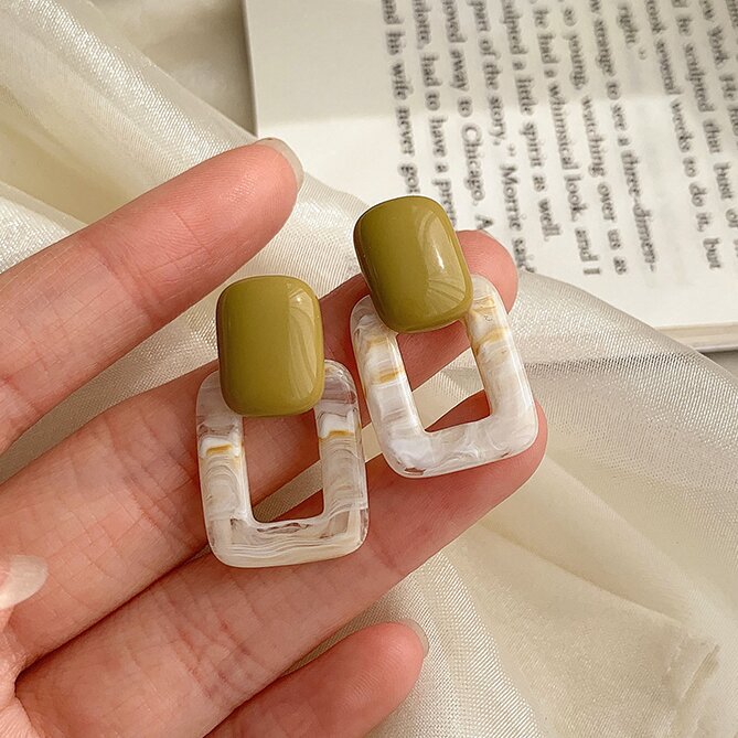 Vintage Handmade Earring