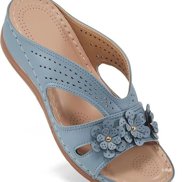 Graceful Orthopedic Sandals for Modern Look