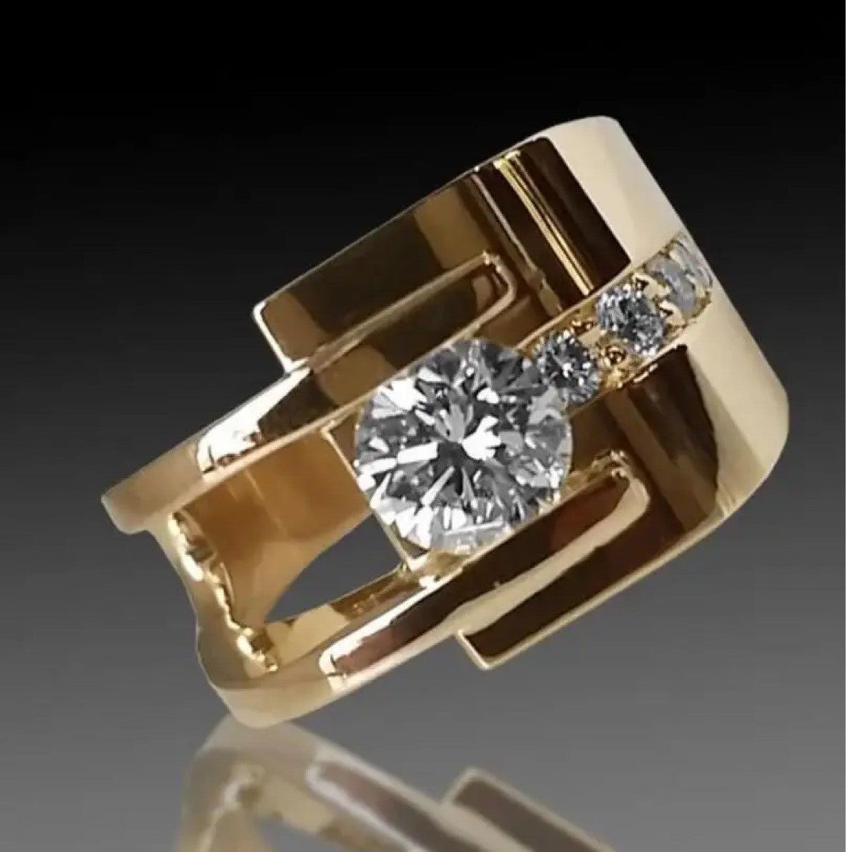 Elegant Gold Ring for Every Occasion