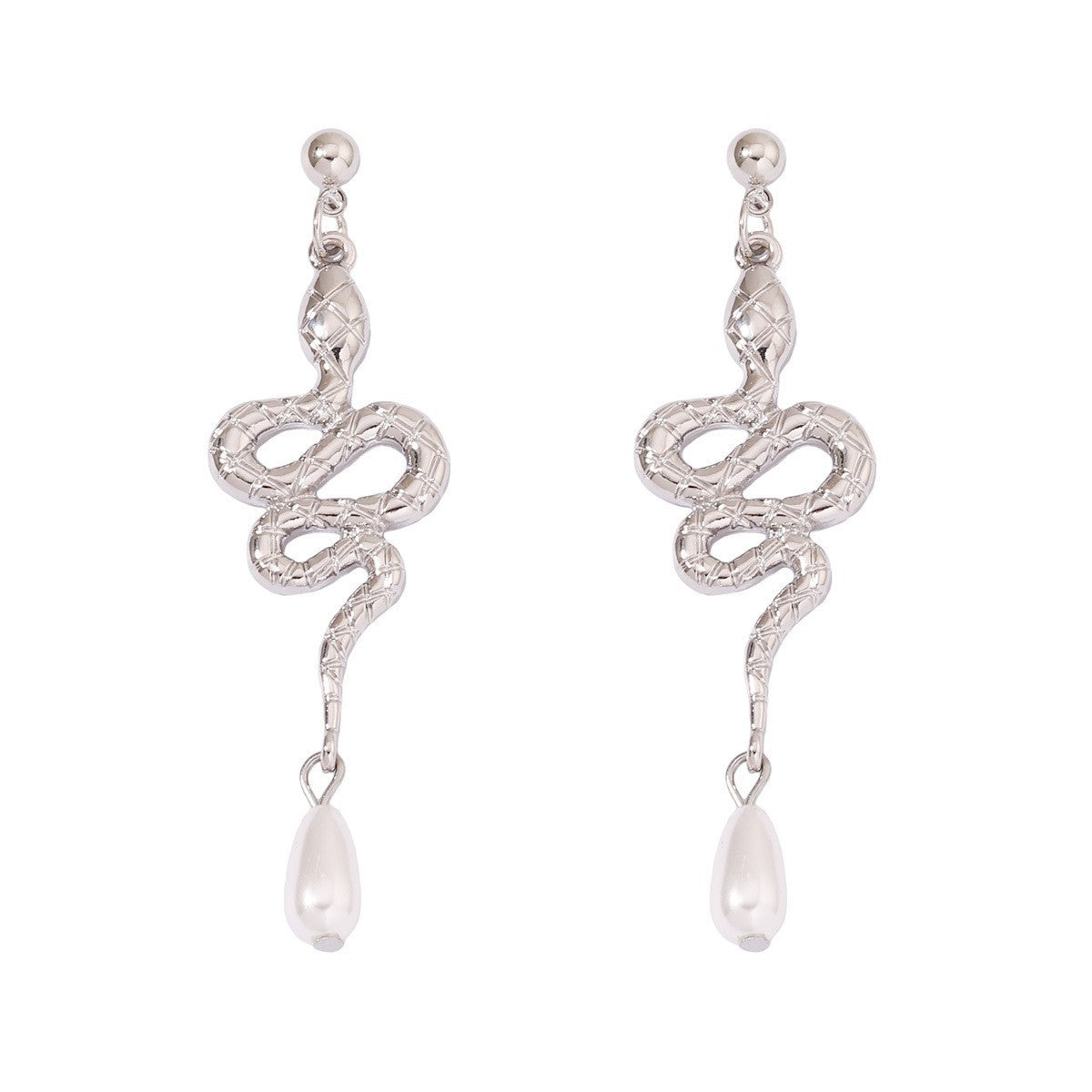 Stunning Pearl Earring for Daily Wear
