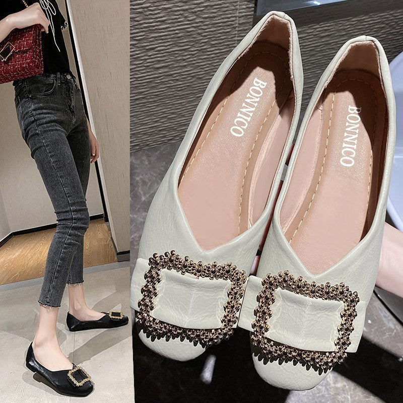 Chic Orthopedic Shoes with Unique Design