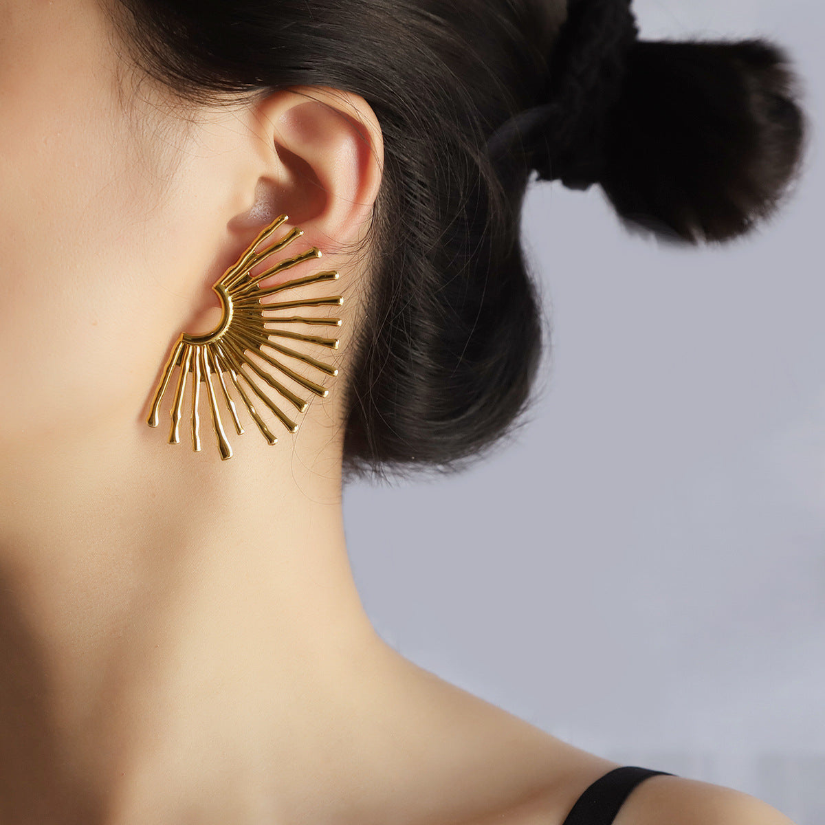 Charming Earring for Any Occasion