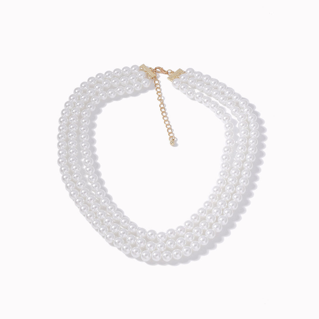 Romantic Pearl Necklace for Special Moments