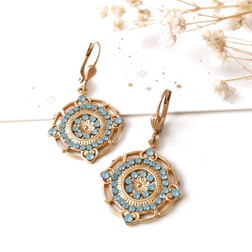 Stunning Earring for Daily Wear