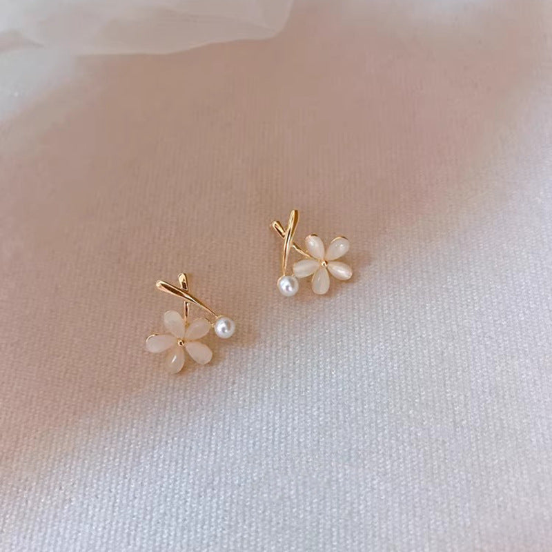 Elegant Pearl Earring for Every Occasion