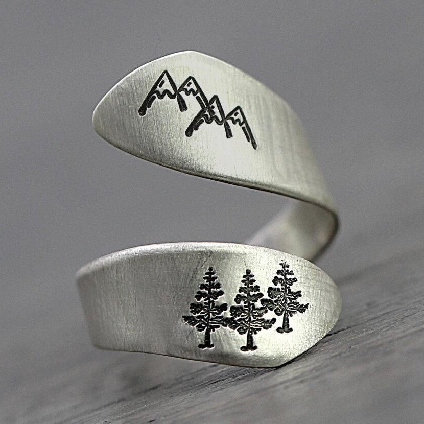 Charming Silver Ring for Any Occasion