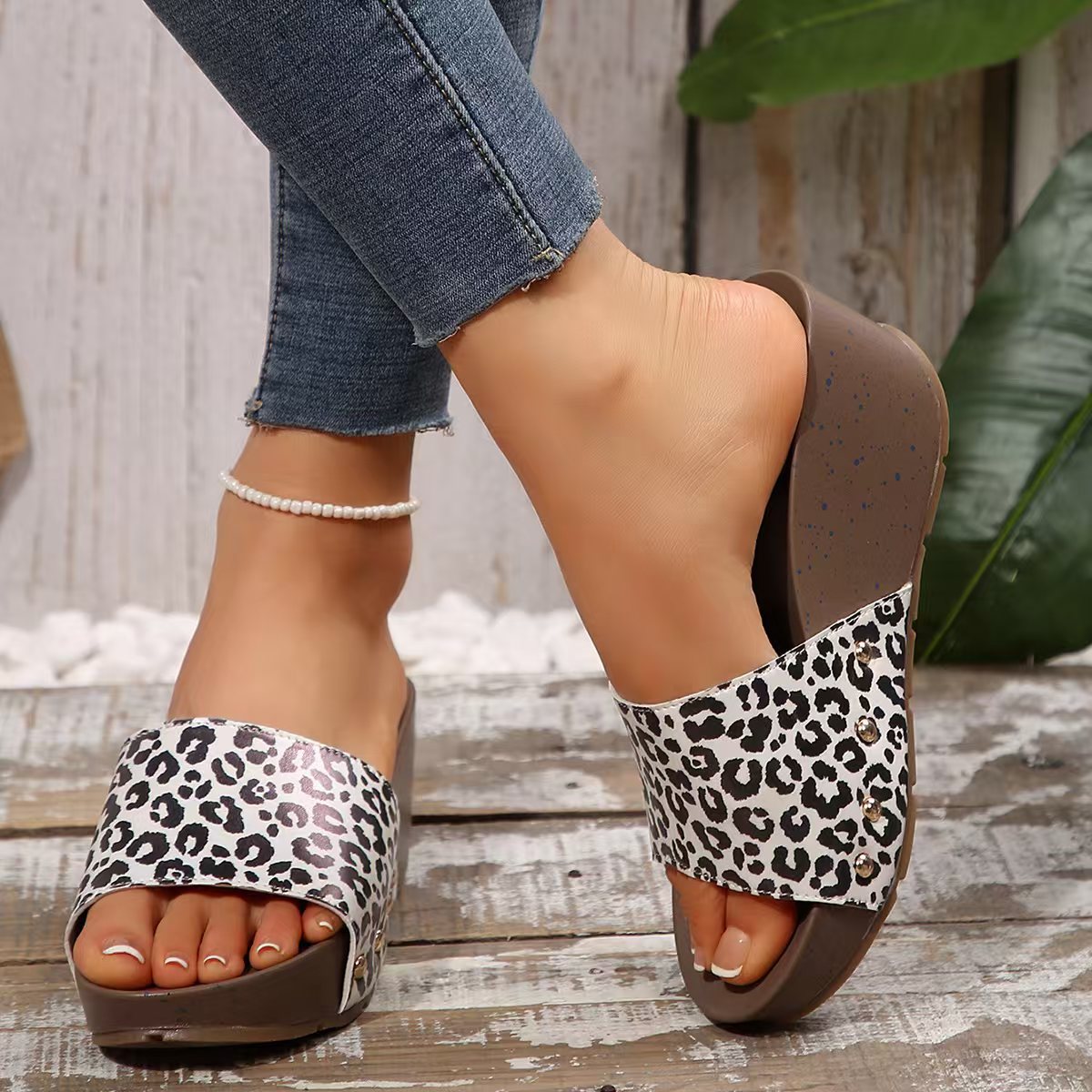 Classic Orthopedic Shoes with Timeless Style