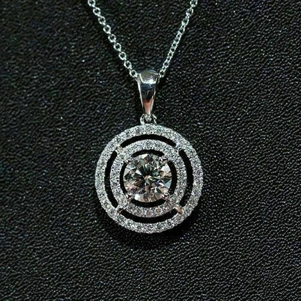 Romantic Necklace for Special Moments