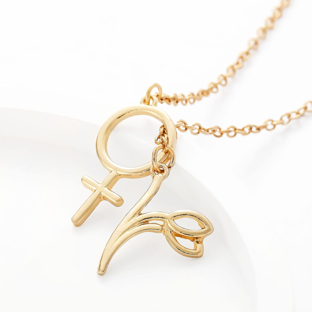 Elegant Gold Necklace for Every Occasion