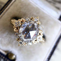 Classic Gold Ring with Timeless Appeal