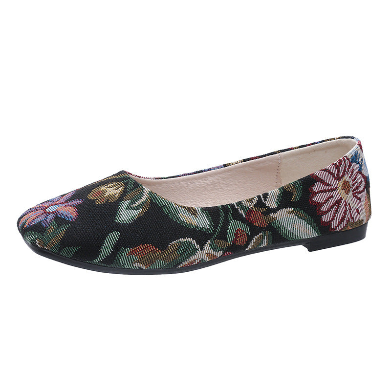 Chic Orthopedic Shoes with Unique Design