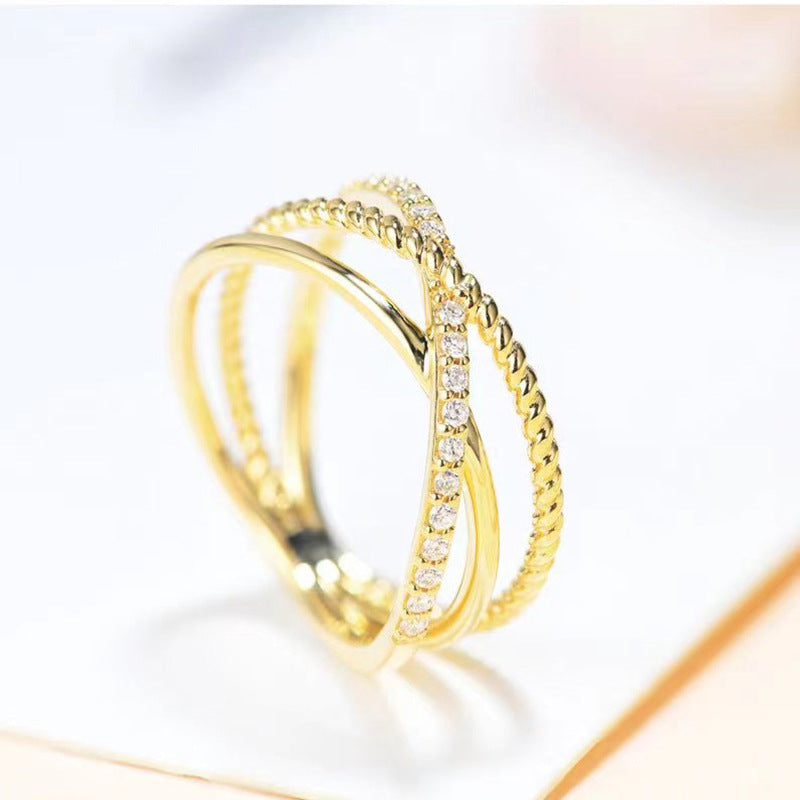 Charming Gold Ring for Any Occasion