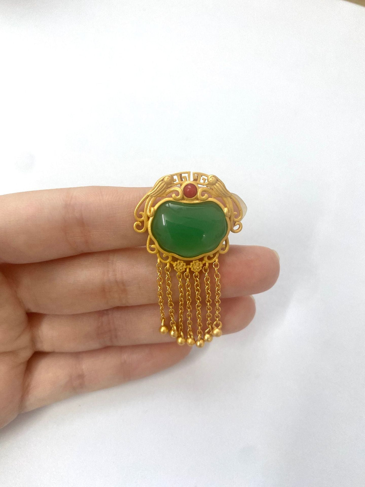 Classic Gold Necklace with Timeless Appeal