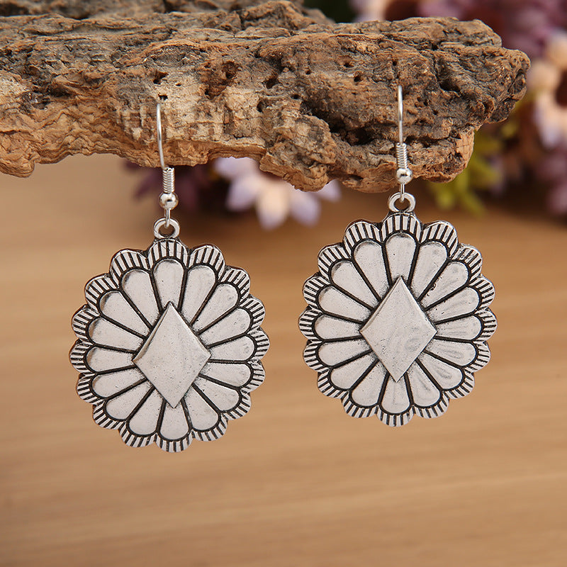 Elegant Earring for Every Occasion