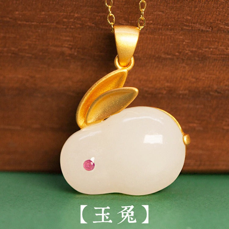 Beautiful Gold Set with Unique Style