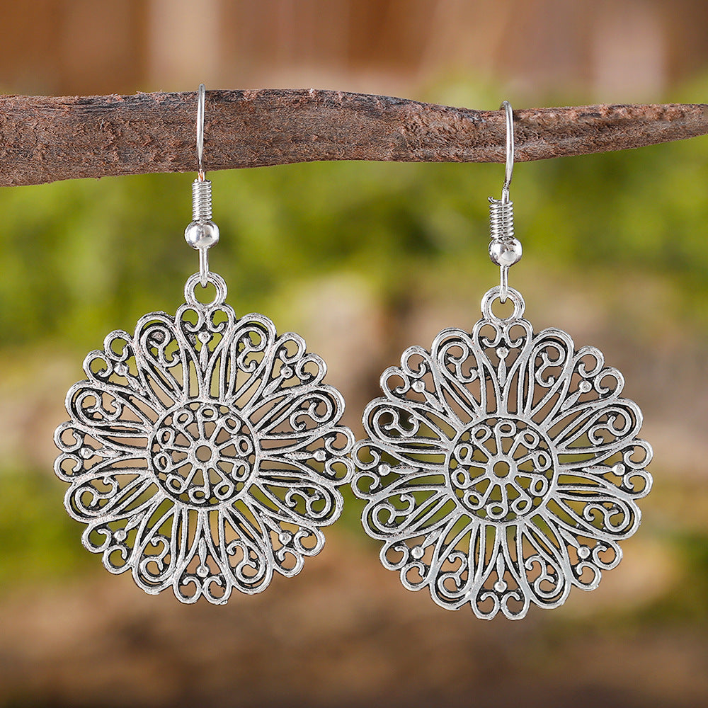 Beautiful Silver Earring with Unique Style