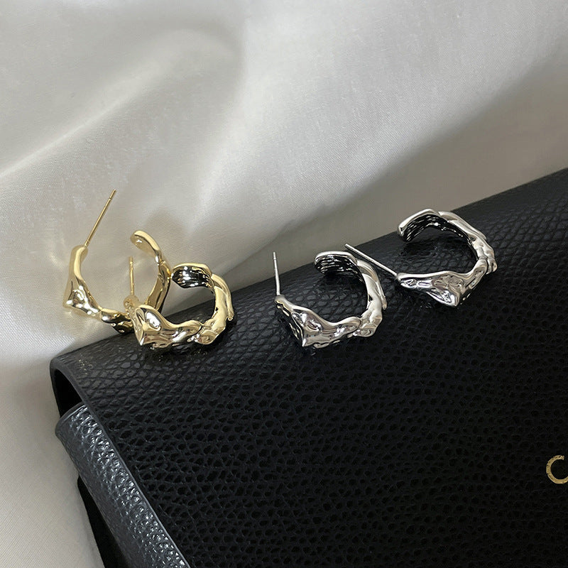 Classic Earring with Timeless Appeal